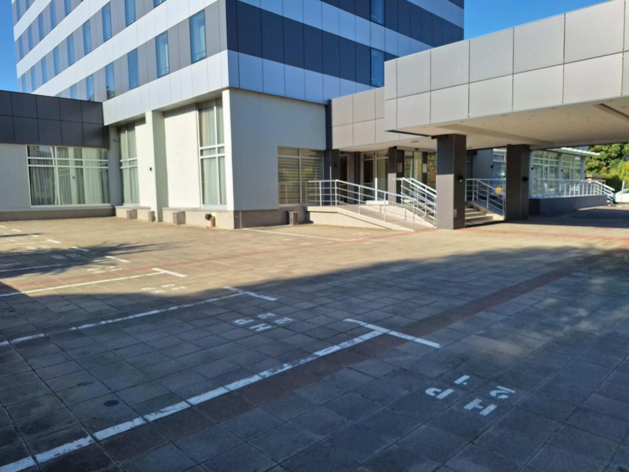 Hotel Monogram Park Ρούμα Εξωτερικό φωτογραφία