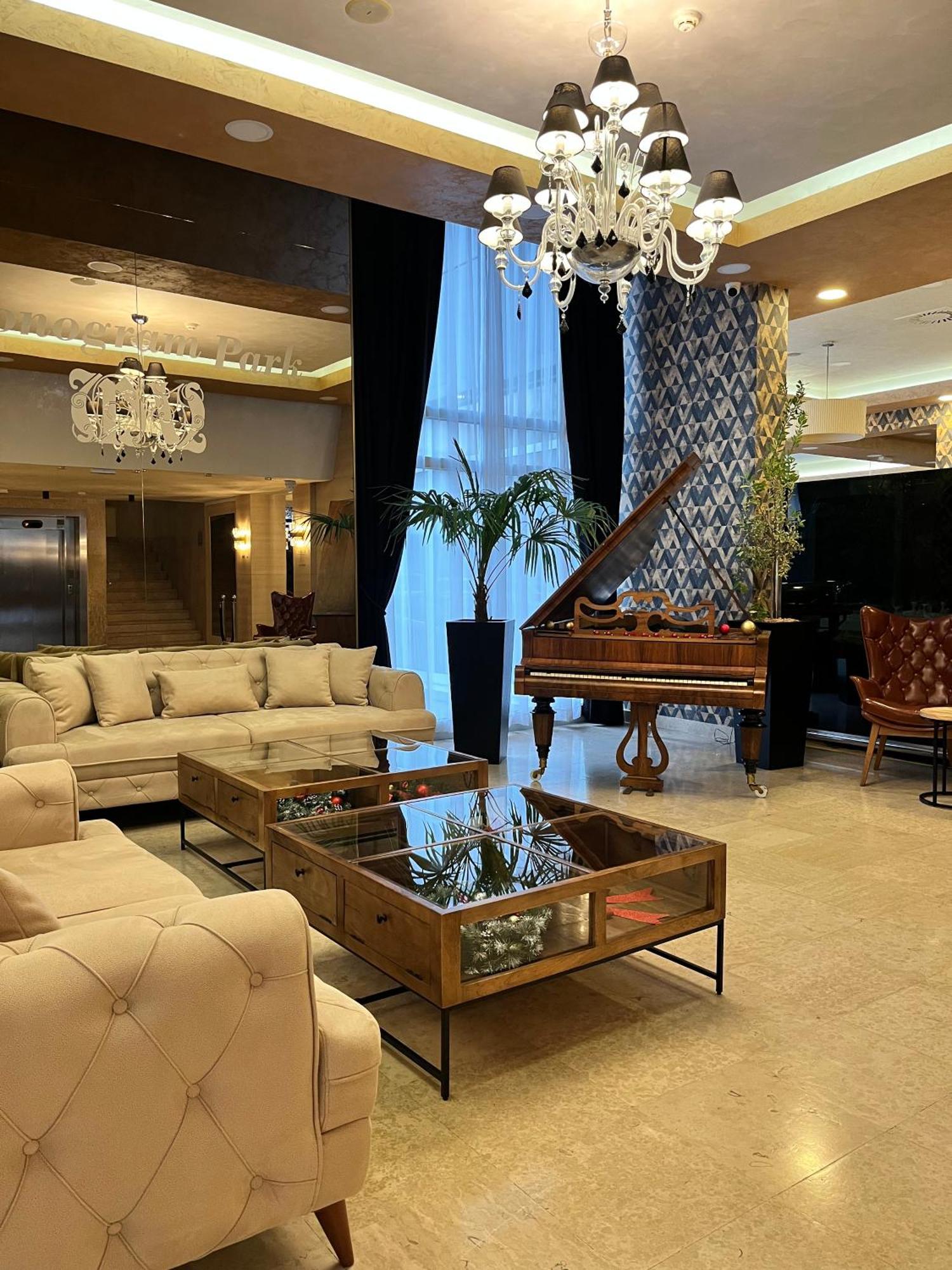 Hotel Monogram Park Ρούμα Εξωτερικό φωτογραφία