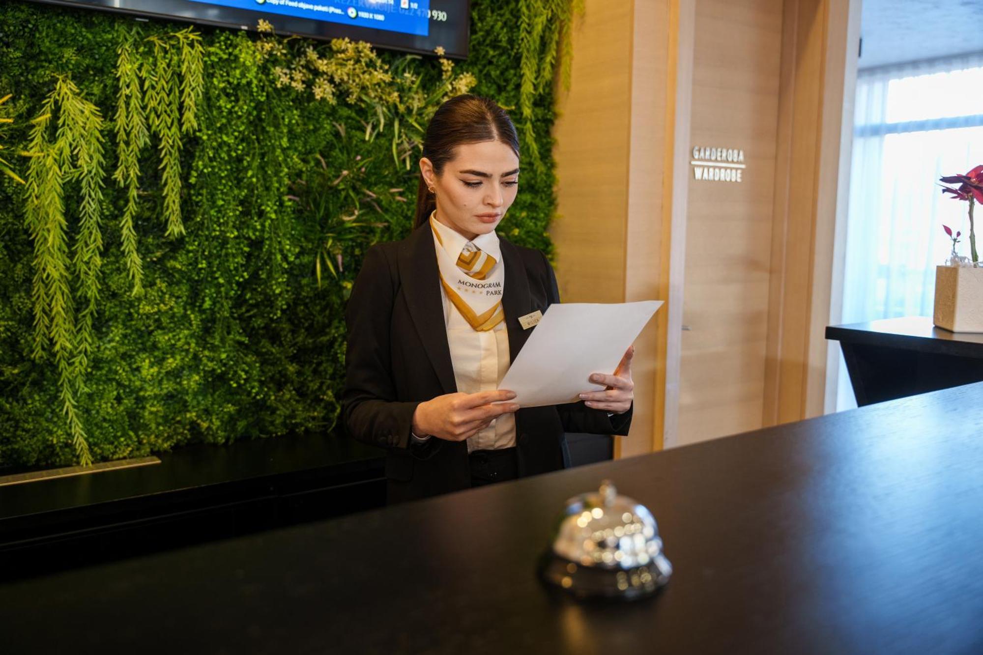 Hotel Monogram Park Ρούμα Εξωτερικό φωτογραφία
